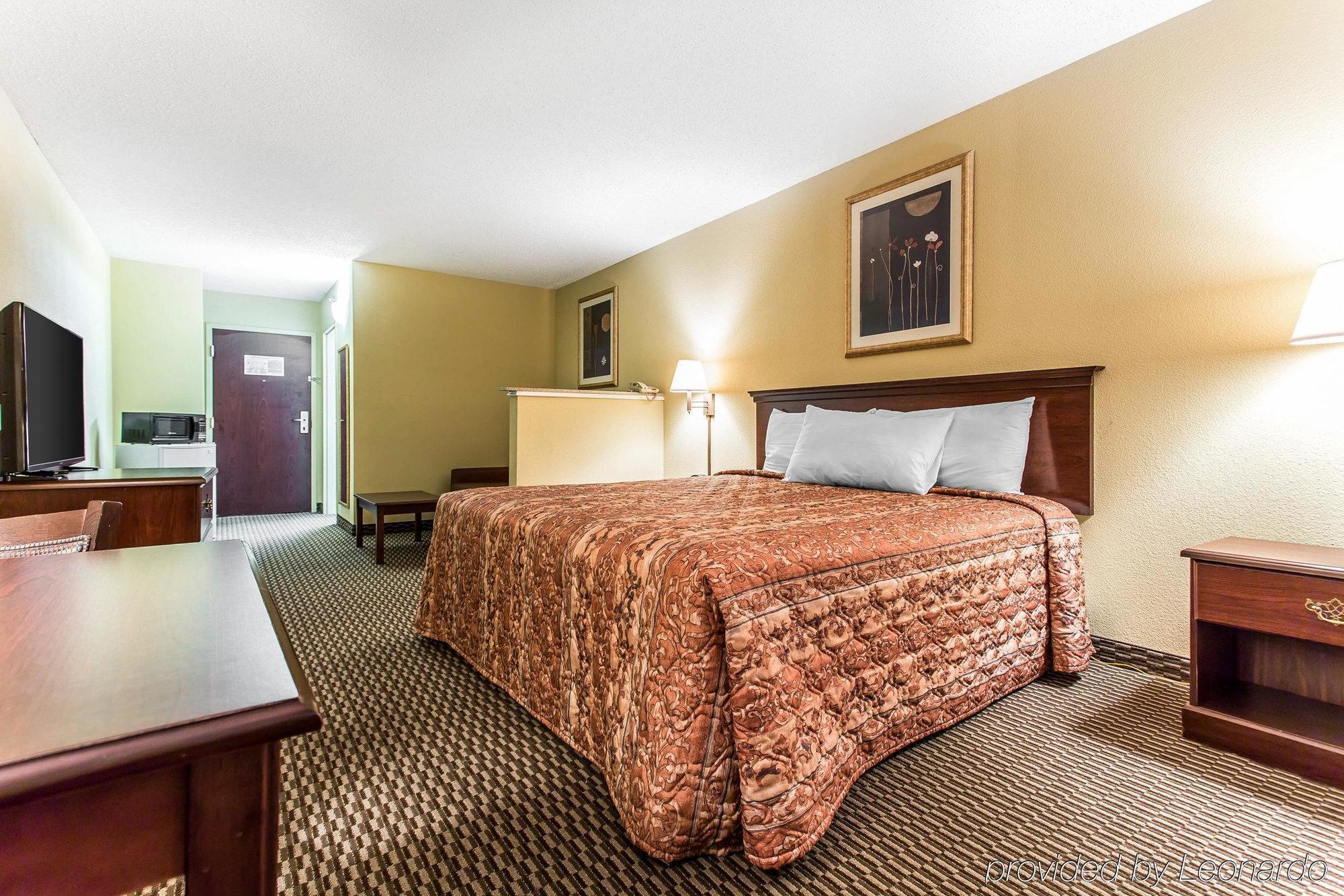 Rodeway Inn Forest Park Kültér fotó